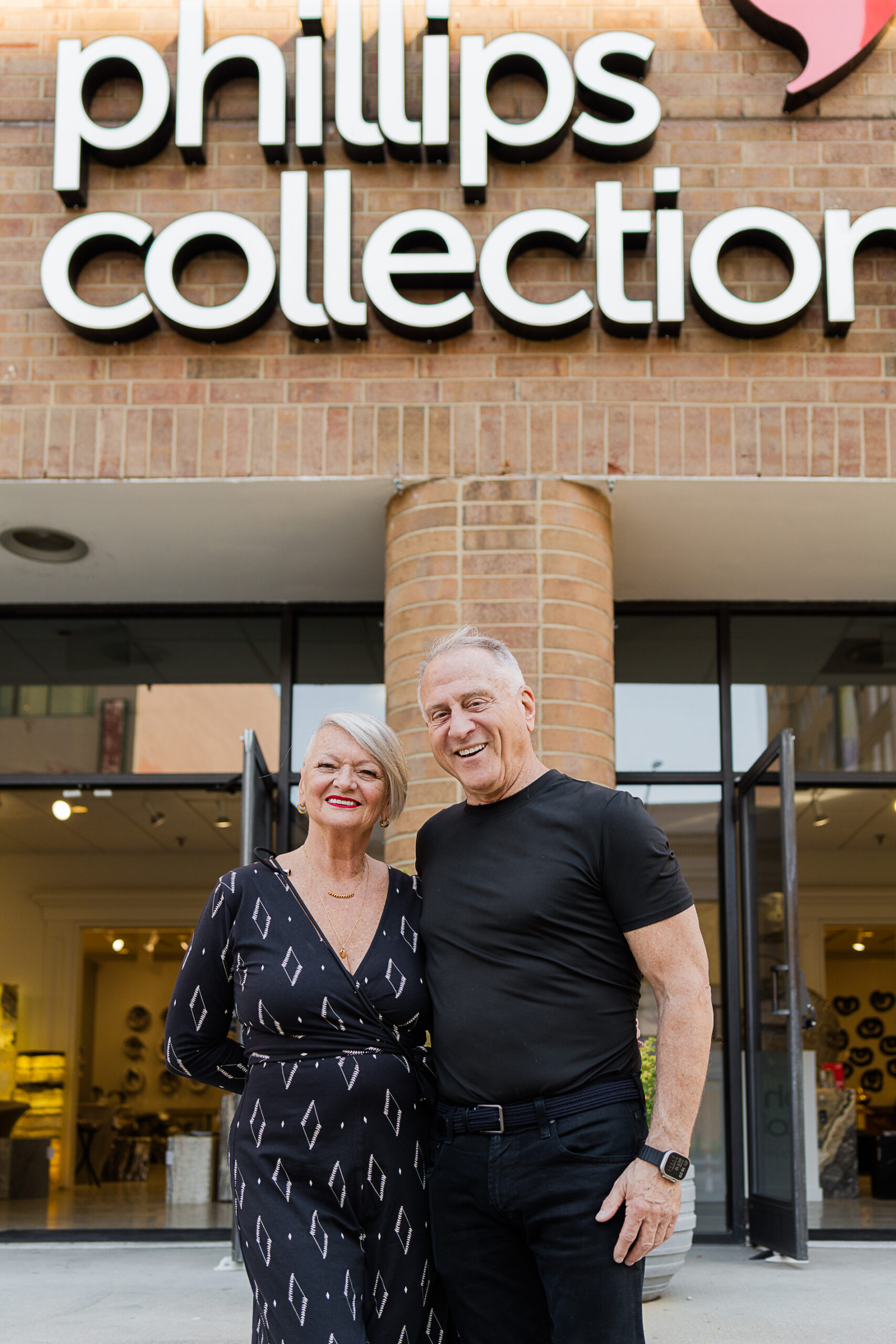 Mark and Julie pose for a picture in front of Phillips Collection